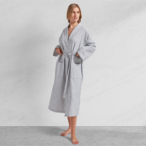 Peshtemal Stripe Robe white/black