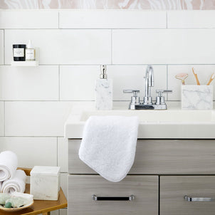 Marmol Bath Accessories default